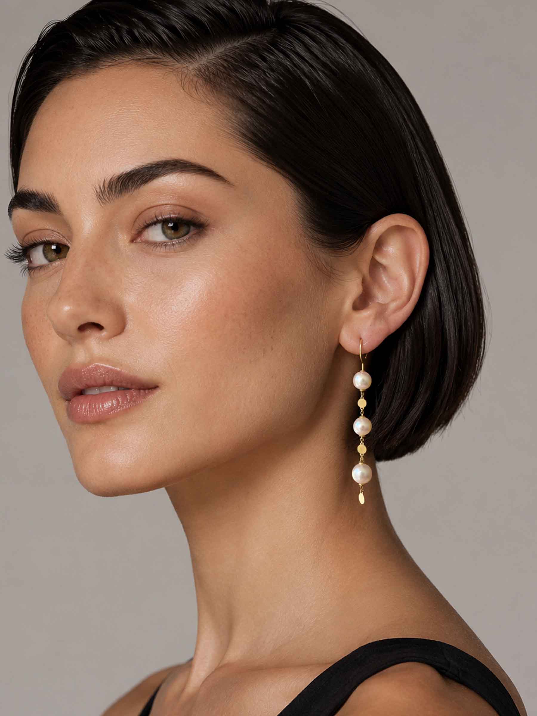 Dazzling Droplets - Earring with pearls