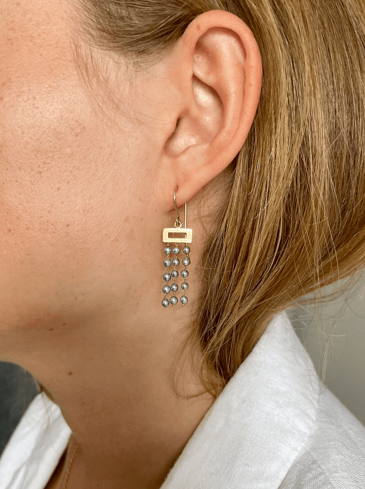 Shower - Earring with small Akoya pearls (limited edition)