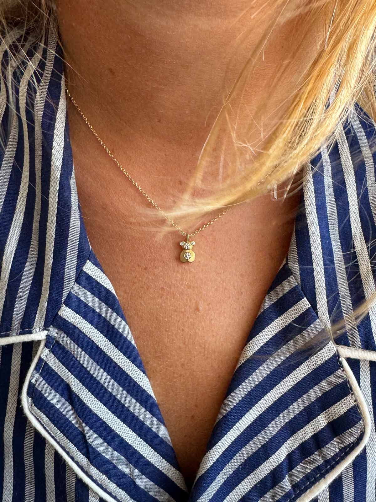 Pooh - Pendant with 4 diamonds