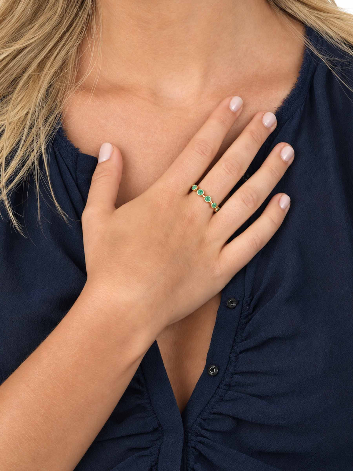 ON THE ROCKS - Emerald ring