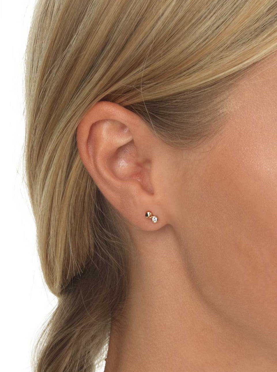 Cone - Stud with diamonds